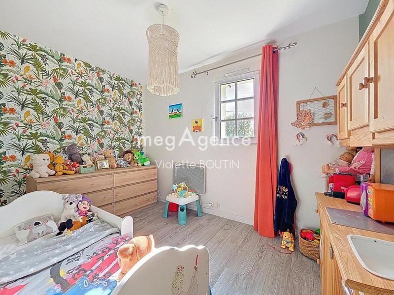 Maison - 182 m² - 8 pièces