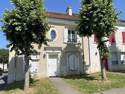 Maison - 88 m² - 5 pièces