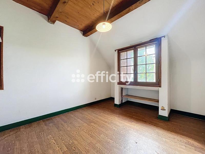 Maison - 165 m² - 10 pièces