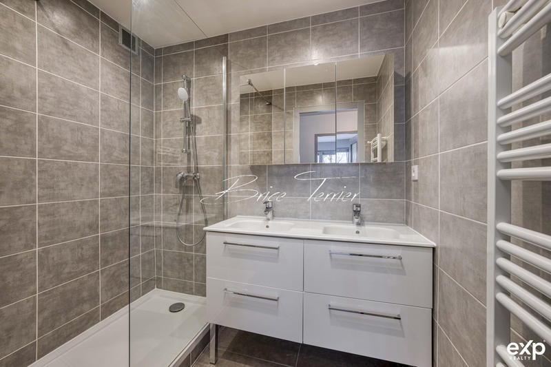 Appartement - 84 m² - 4 pièces