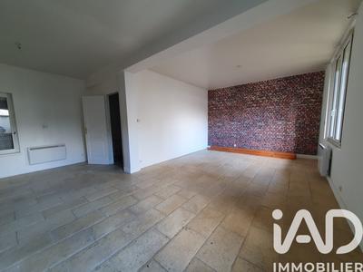 Maison - 102 m² - 4 pièces