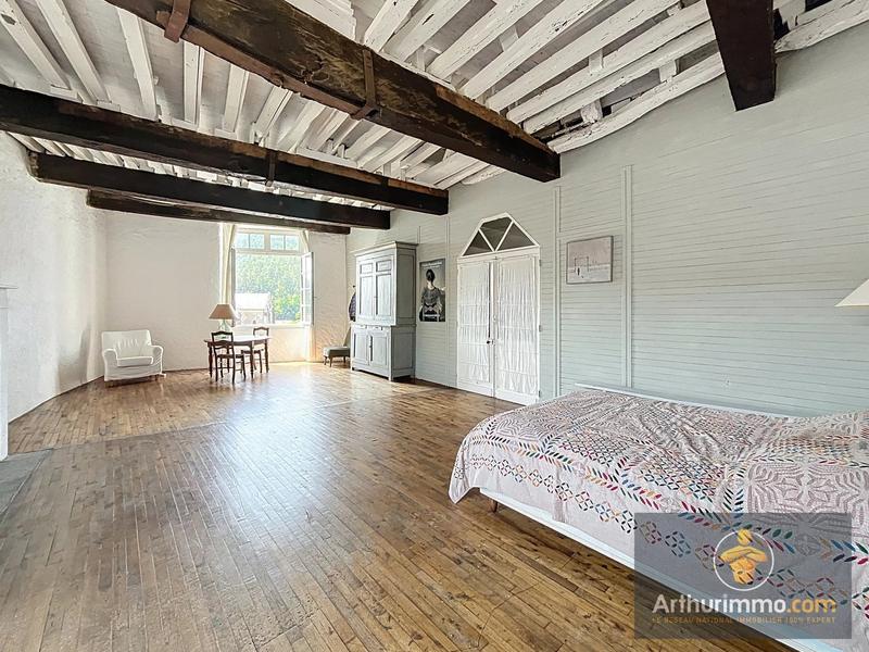 Appartement - 220 m² - 6 pièces