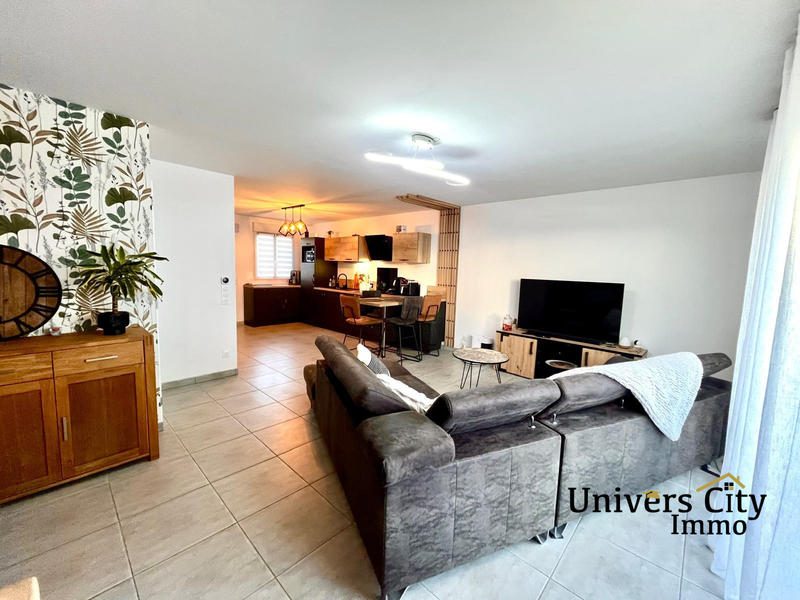 Maison - 81 m² - 4 pièces