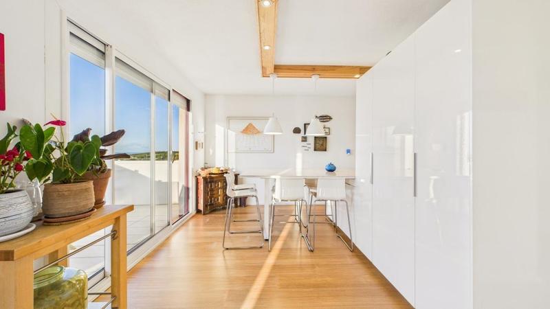 Duplex - 137 m² - 5 pièces