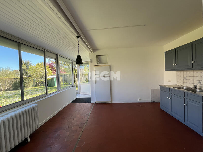 Maison - 90 m² - 5 pièces