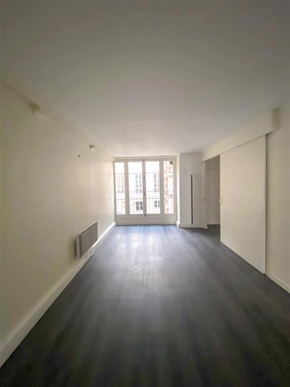 Bureau - 91 m² - 4 pièces