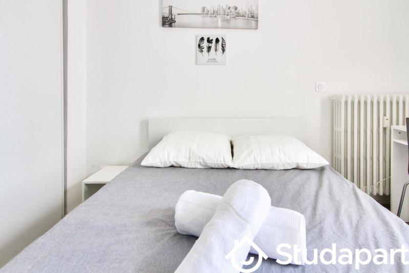 Chambre - 12 m² - 1 pièce