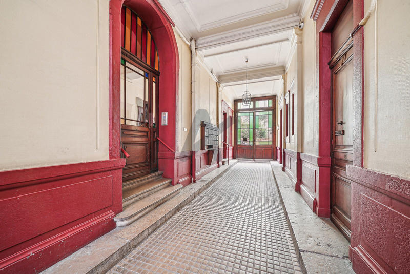 Appartement - 161 m² - 5 pièces