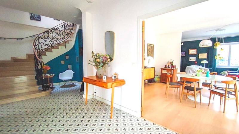 Maison ancienne - 220 m² - 7 pièces