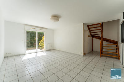 Maison - 83 m² - 4 pièces