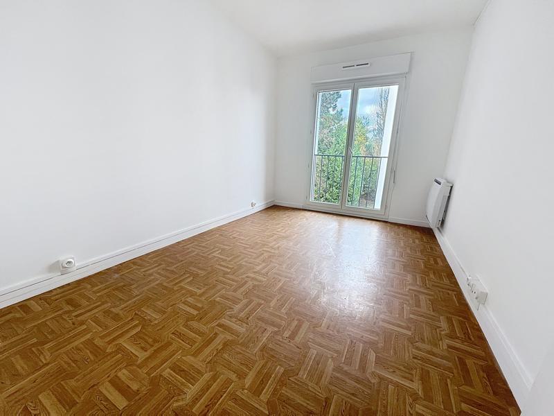 Appartement - 85 m² - 5 pièces