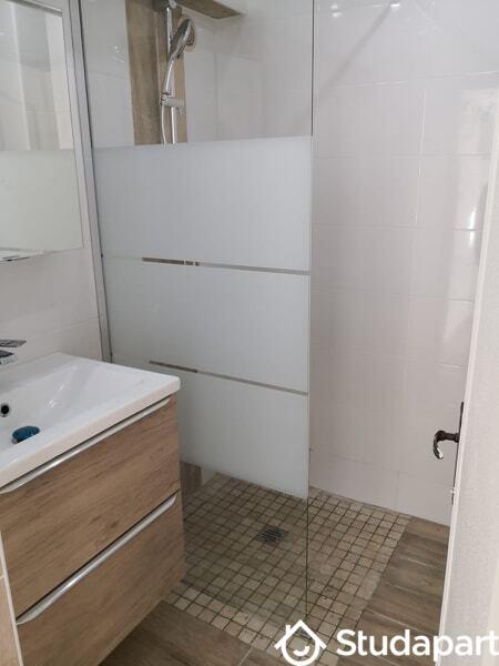 Chambre - 9 m² - 1 pièce