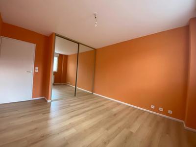 Appartement - 70 m² - 2 pièces