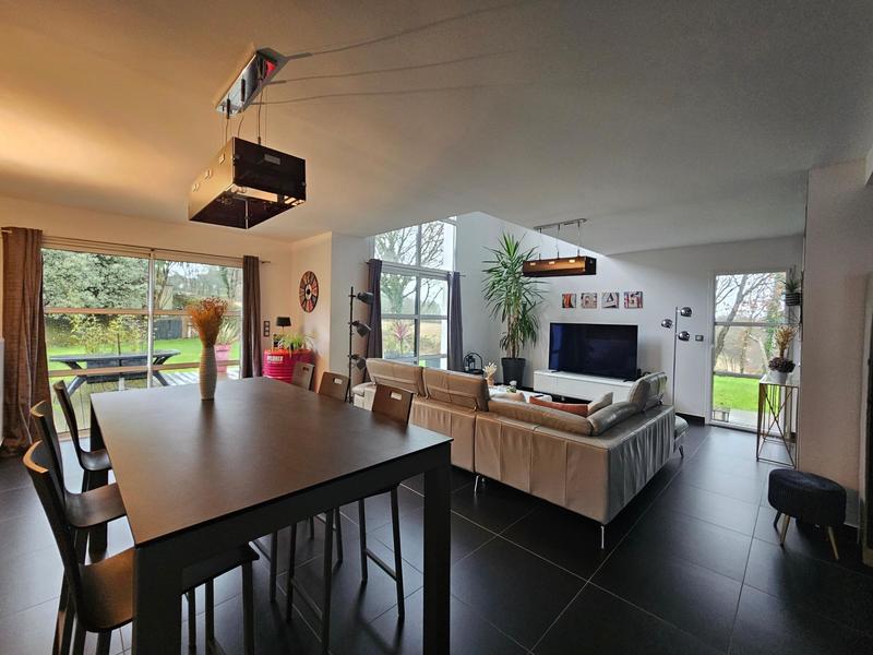 Maison - 134 m² - 6 pièces