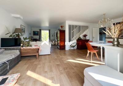 Maison - 143 m² - 6 pièces