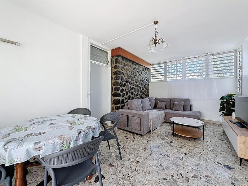 Appartement - 81 m² - 4 pièces