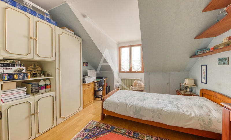 Maison - 100 m² - 6 pièces