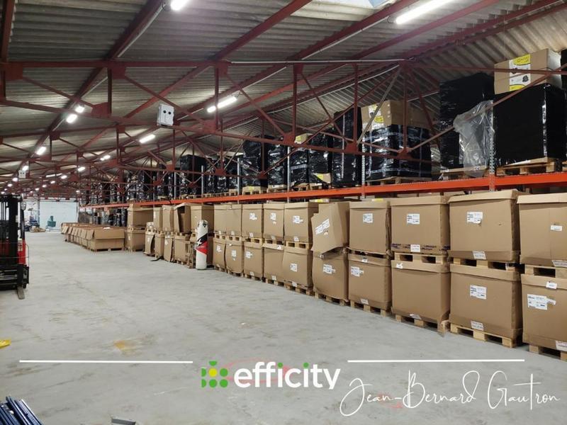 Bureau - 1 366 m² - 9 pièces