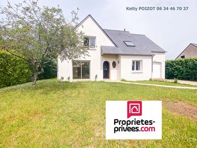 Maison - 130 m² - 8 pièces