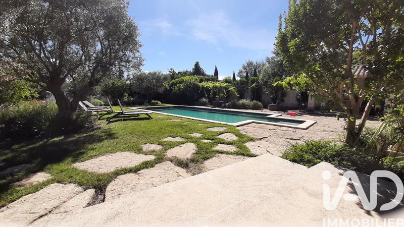 Maison - 218 m² - 7 pièces