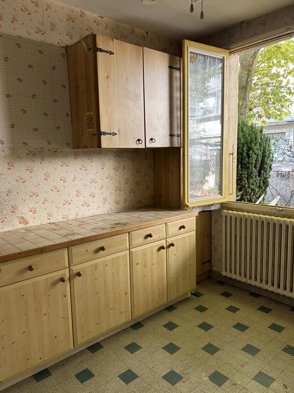 Appartement - 97 m² - 4 pièces