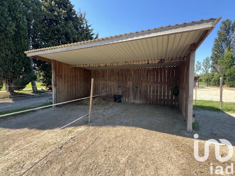 Maison - 243 m² - 8 pièces