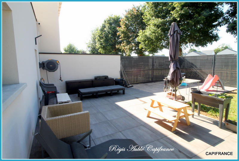 Maison - 121 m² - 6 pièces