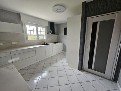 Maison - 142 m² - 6 pièces