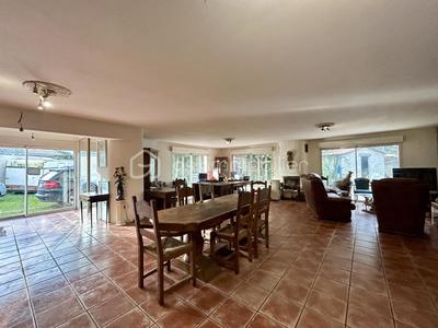 Maison - 148 m² - 5 pièces