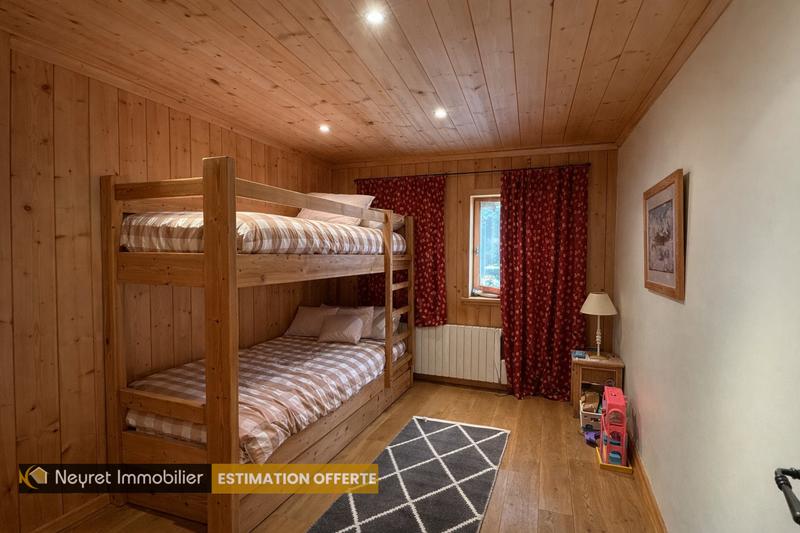 Appartement - 90 m² - 5 pièces