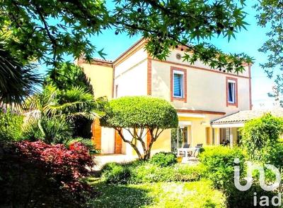 Maison de ville - 319 m² - 8 pièces