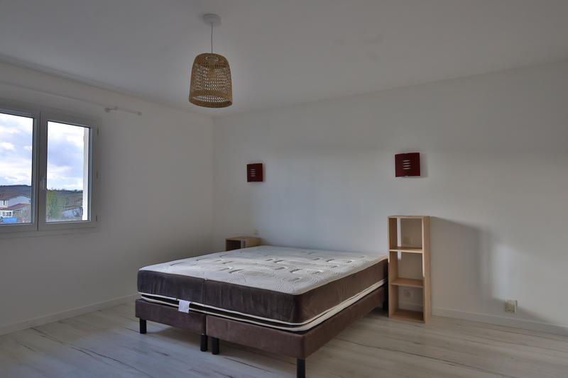 Maison - 200 m² - 4 pièces