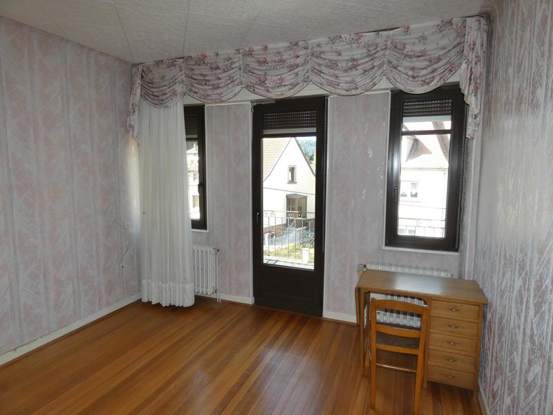 Maison - 165 m² - 8 pièces