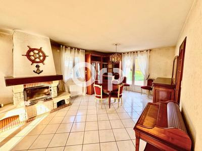 Maison - 159 m² - 7 pièces