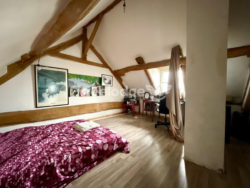 Maison - 98 m² - 5 pièces