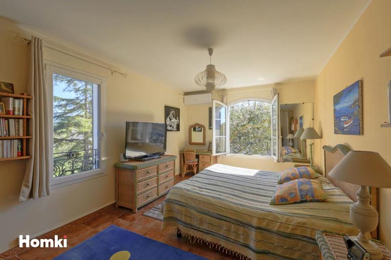 Maison - 180 m² - 6 pièces