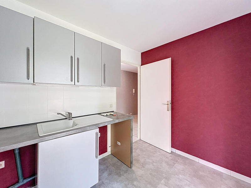 Appartement - 80 m² - 4 pièces