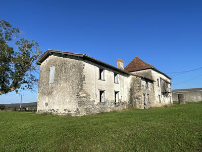 Maison - 400 m² - 11 pièces