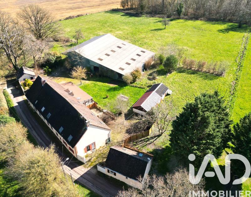 Maison - 370 m² - 14 pièces