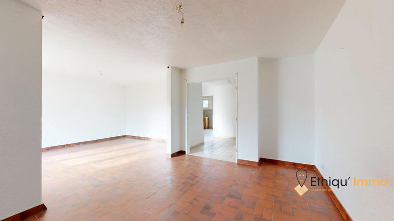 Appartement - 98 m² - 4 pièces