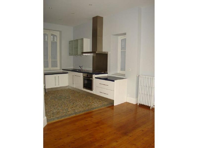 Demeure - 180 m² - 6 pièces