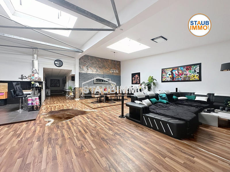 Appartement - 200 m² - 5 pièces