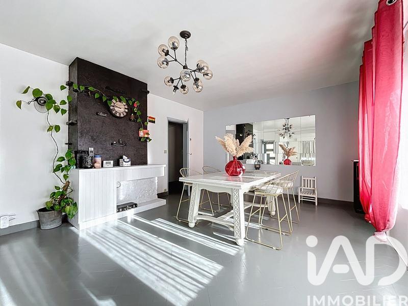 Maison - 182 m² - 7 pièces