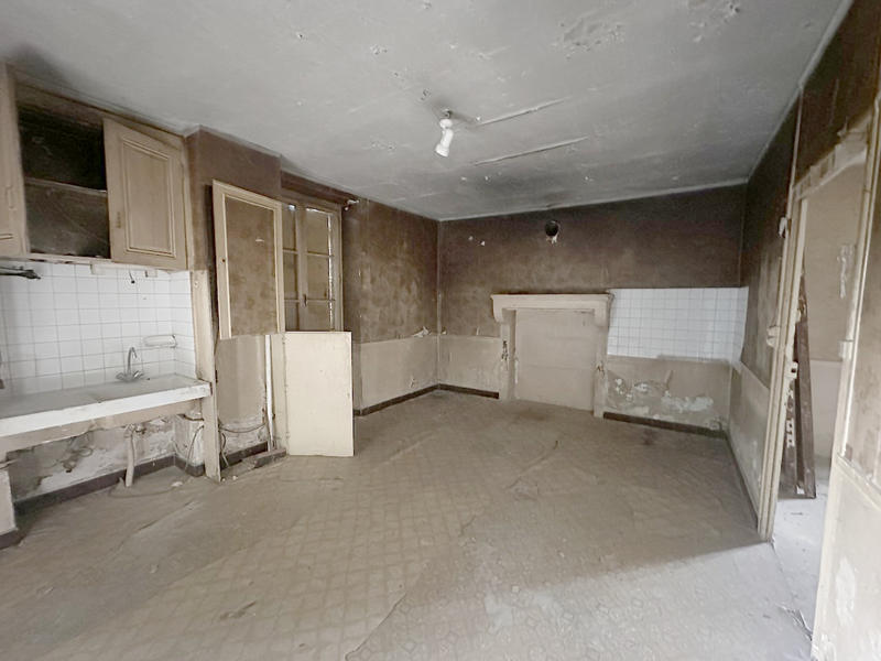 Maison - 190 m² - 8 pièces