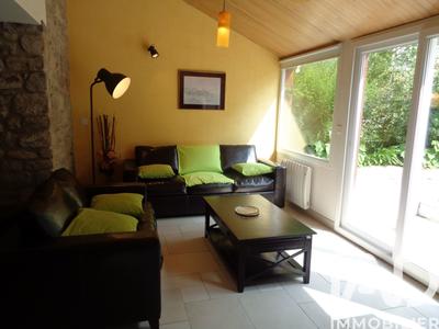 Maison - 554 m² - 18 pièces