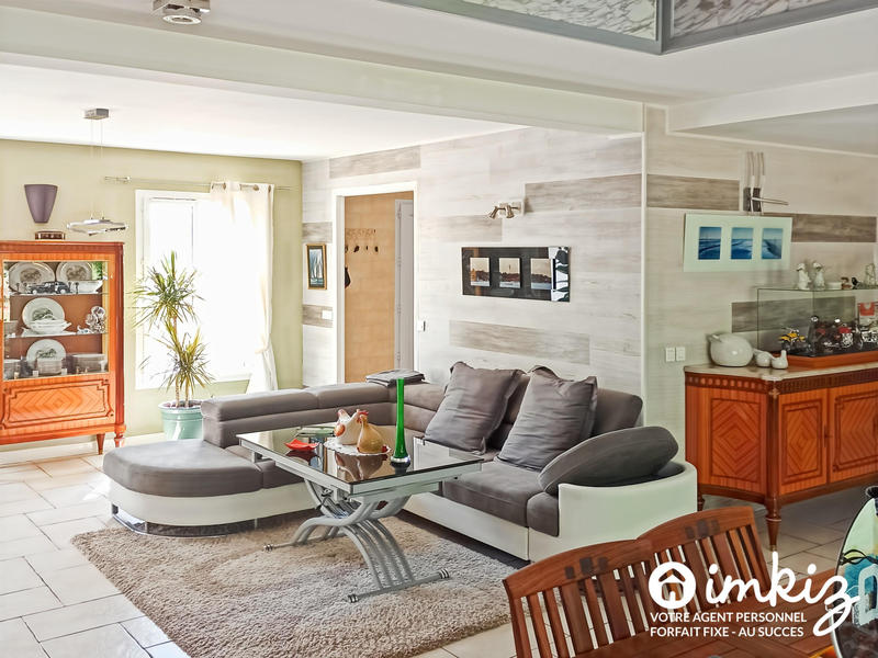 Maison - 182 m² - 6 pièces