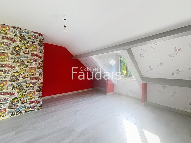 Maison - 122 m² - 6 pièces