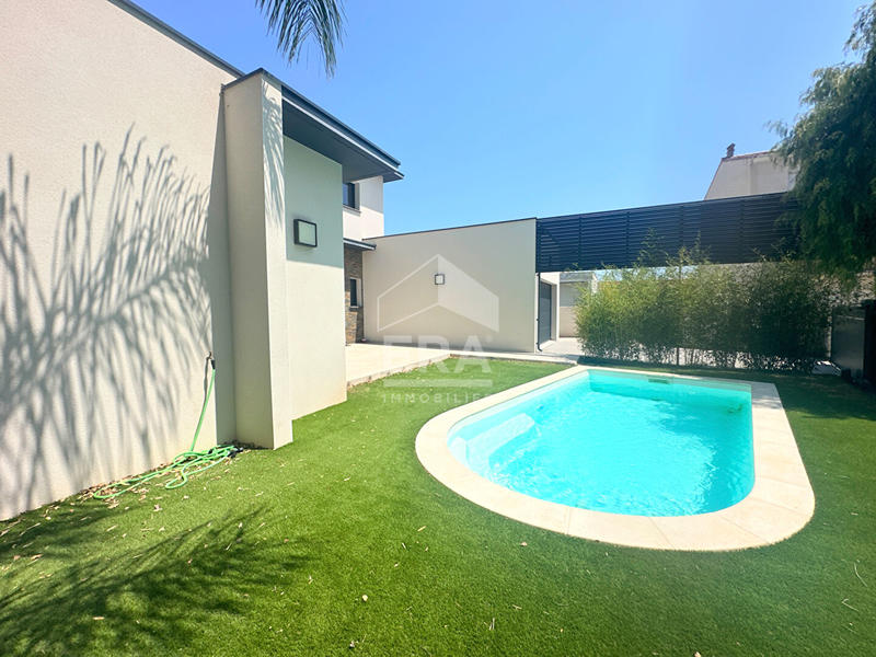 Maison - 130 m² - 5 pièces