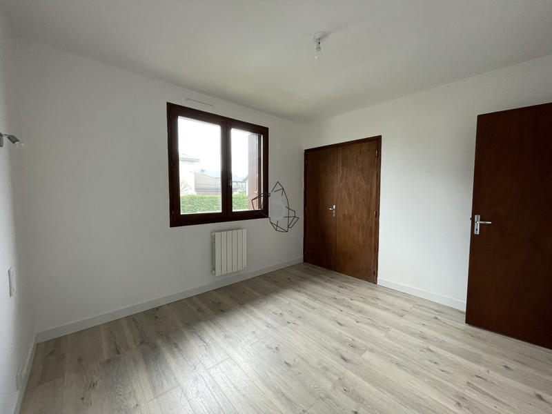 Appartement - 90 m² - 4 pièces