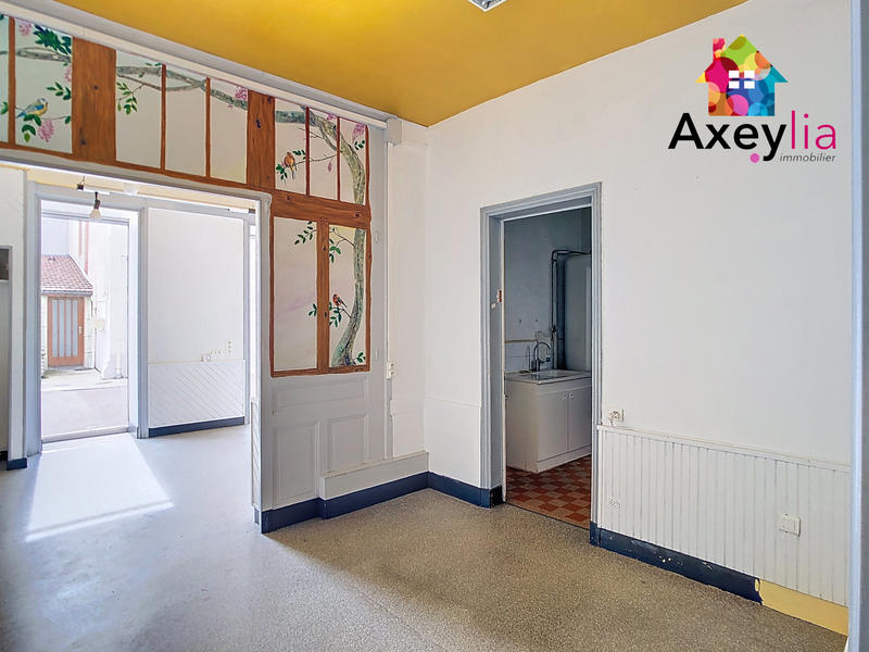 Immeuble - 170 m² - 11 pièces